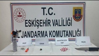 Eskişehire uyuşturucu getirmek isteyen şüpheliler jandarma tarafından yakalandı