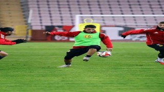 Eskişehirspor, Karşıyaka maçı için hazırlıklarını sürdürüyor