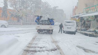 Eyyübiye Belediyesi ekiplerinin karla mücadelesi sürüyor