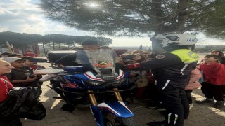 Ezinede jandarmadan öğrenci ve öğretmenlere trafik bilgilendirmesi