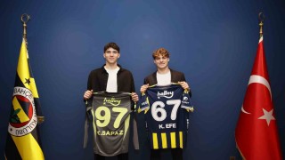 Fenerbahçe, Kamil Efe Üregen ve Kuzey Sapaz ile profesyonel sözleşme imzaladı