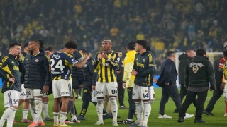 Fenerbahçenin galibiyet serisi derbide sona erdi