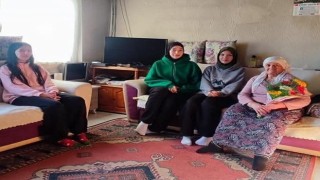 Fidanlar çınarlarla buluşuyor, nesiller arası gönül köprüsü kuruluyor