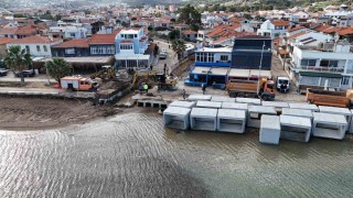 Foçada sel ve taşkın felaketine gecikmeli tedbir