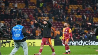 Galatasarayda maç sonu üçlüsü Arda Ünyaydan