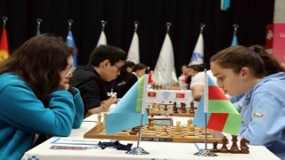 Gaziantepte satranç tarihine geçen çifte şampiyona heyecanı sürüyor