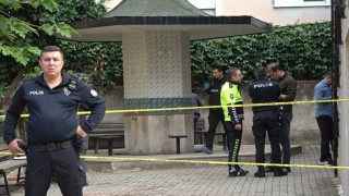 Genç kadın toplantı için beklediği dayısının silahından çıkan kurşunlarla hayatını kaybetmiş
