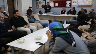 Genç Yeşilay ve Genç Kızılay, çocukları bağımlılık konusunda bilgilendirdi