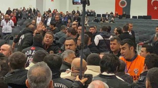 Gençlerbirliği Olağanüstü Genel Kurulunda kavga