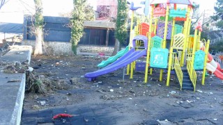 Giresunun Tirebolu ilçesinde fırtına hasara yol açtı