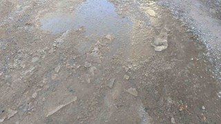 Gölbaşında, sular dondu