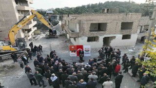 Gülpınar: Bazıları konuşur bazıları yapar