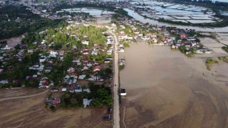 Güney Asyadaki sel ve toprak kaymalarında can kaybı bin 500ü aştı