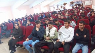 Hamurda gençlere Hayatın ritmi namaz sunumu