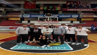 Hasketbol SKda 15 maçta 32 oyuncu forma giydi