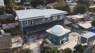 Hatay Güzelburç’ta Taziye ve Adakevi İnşaatı Tamamlanıyor