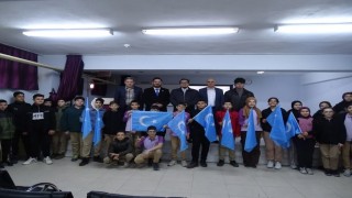 Havran İmam Hatip Ortaokulunda 10 Aralık Dünya İnsan Hakları Günü programı düzenlendi