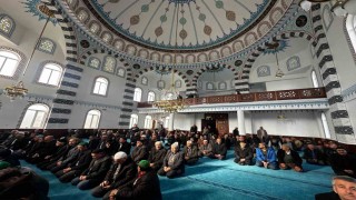 Hayber Camii ibadete açıldı