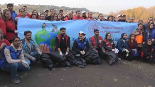 Hevsel Bahçelerinde çevre temizliği etkinliği