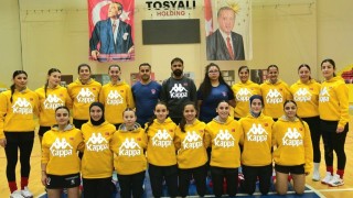 Hokey A Milli Takım Kadınlar Kampı Osmaniye’de Başladı