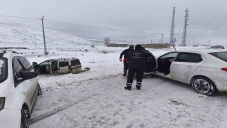 Iğdır-Doğubayazıt yolunda zincirleme kaza: 3 yaralı