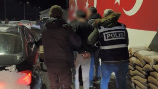 Iğdırda kuyumcu soygununa karışan 3 zanlı adliyeye sevk edildi