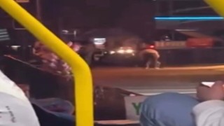 İki grup tekme tokat kavga etti, o anlar kameraya yansıdı