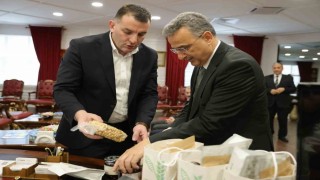 İlkadımdan kardeş belediyeye destek