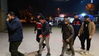 İnegölde 8 kaçak göçmen yakalandı