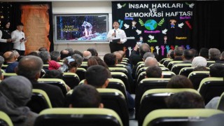 İnsan Hakları Gününde Filistin ve Doğu Türkistan vurgusu yapıldı