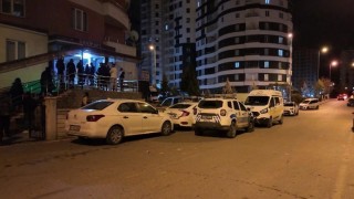 İş arkadaşı tarafından evde ölü bulundu