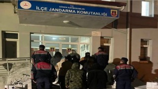 Ispartada düzensiz göç ve göçmen kaçakçılığına yönelik kontrollerde 5 yabancı uyruklu şahıs yakalandı