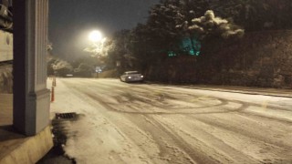 İstanbul Anadolu Yakasında kar yağışı etkili oluyor