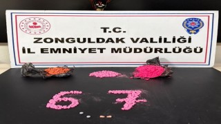 İstanbuldan Ereğliye 3 bin adet extacy uyuşturucu getiren sevgililer yakalandı