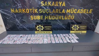 İstanbuldan Sakaryaya uzanan uyuşturucu sevkiyatını polis engelledi: 3 gözaltı