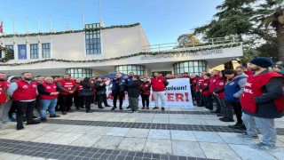 İzmir Büyükşehir işçilerinin eylemi beşinci gününde