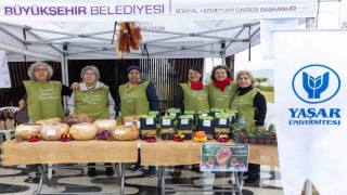 İzmirde yüzlerce gönüllü İyilik için tek yürek oldu