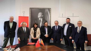 İzmirden İspanyaya uzanan ‘eğitim köprüsü