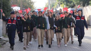 Jandarma Ekiplerinden Öğrencilere Mesleki Tanıtım Eğitimi