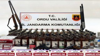 Jandarma ekiplerinden yılbaşı öncesi kaçak alkol ve sigara operasyonu: 2 gözaltı