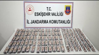 Jandarma tarlada 5 bin 488 adet sentetik hap ele geçirdi