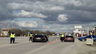 Jandarma yılbaşı öncesi trafik denetimlerini artırdı