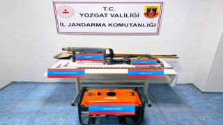 Kaçak kazı yapan 5 kişi suçüstü yakalandı