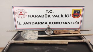Kaçak kazı yapan 5 kişi yakalandı
