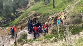 Kaçak kazı yaparken girdiği tünelden çıkamadı