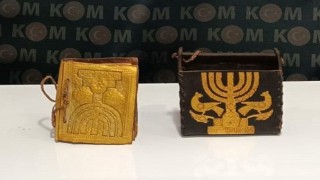 Kaçakçılık operasyonlarında Tevrat ele geçirildi