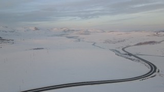 Kar yağışı sonrası kentte kartpostallık görüntüler oluştu