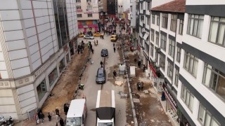 Karabükün en işlek caddelerinde yenileme çalışmaları sürüyor