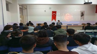 Karakoçanda öğrencilere konferans