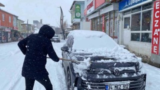 Karlıova, kara teslim oldu